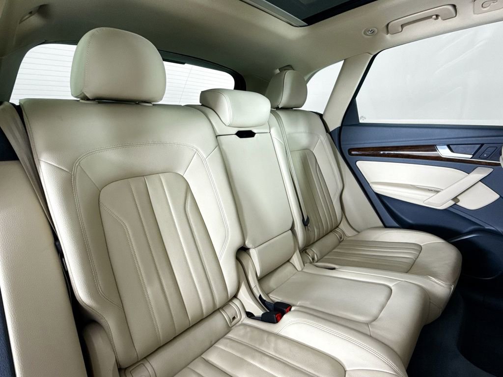 Used 2020 Audi Q5 2.0T Premium Plus w/ Premium Plus Package image 15