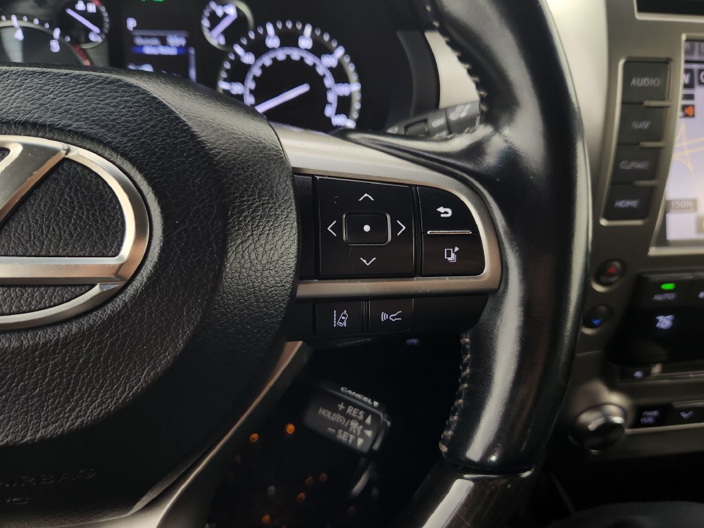 Used 2021 Lexus GX 460 Premium w/ Premium Package AWD/4WD image 25