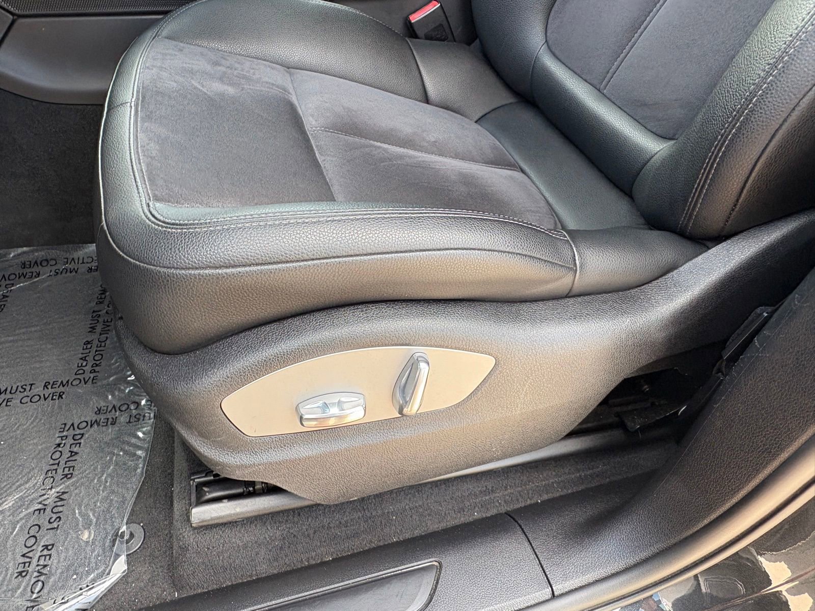 Used 2020 Porsche Macan image 35