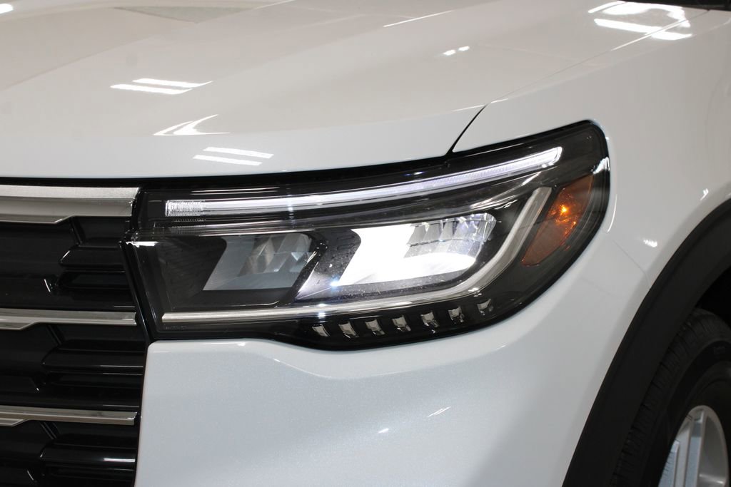 New 2026 Ford Explorer Active image 12