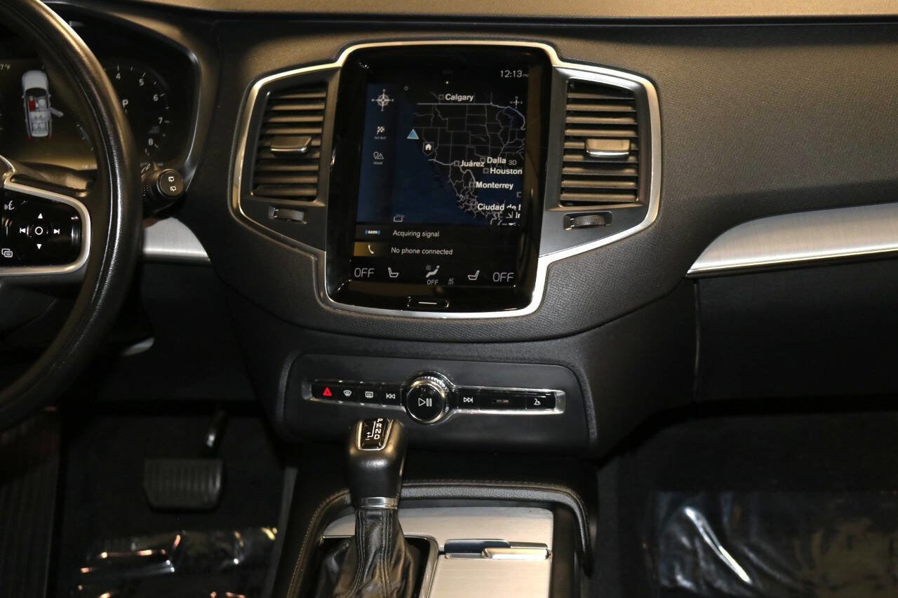 Used 2022 Volvo XC90 T5 Momentum AWD/4WD image 25