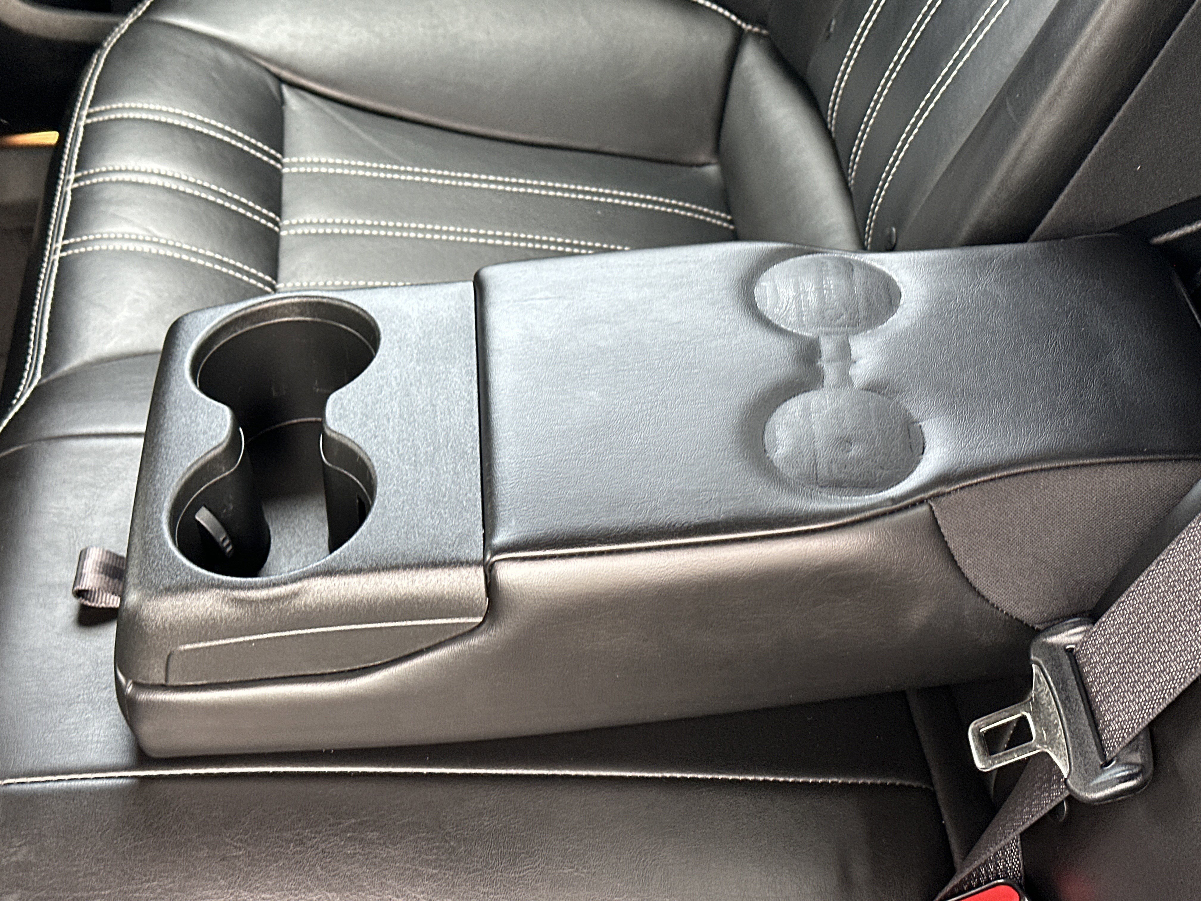 Used 2023 Chrysler 300 S RWD image 13