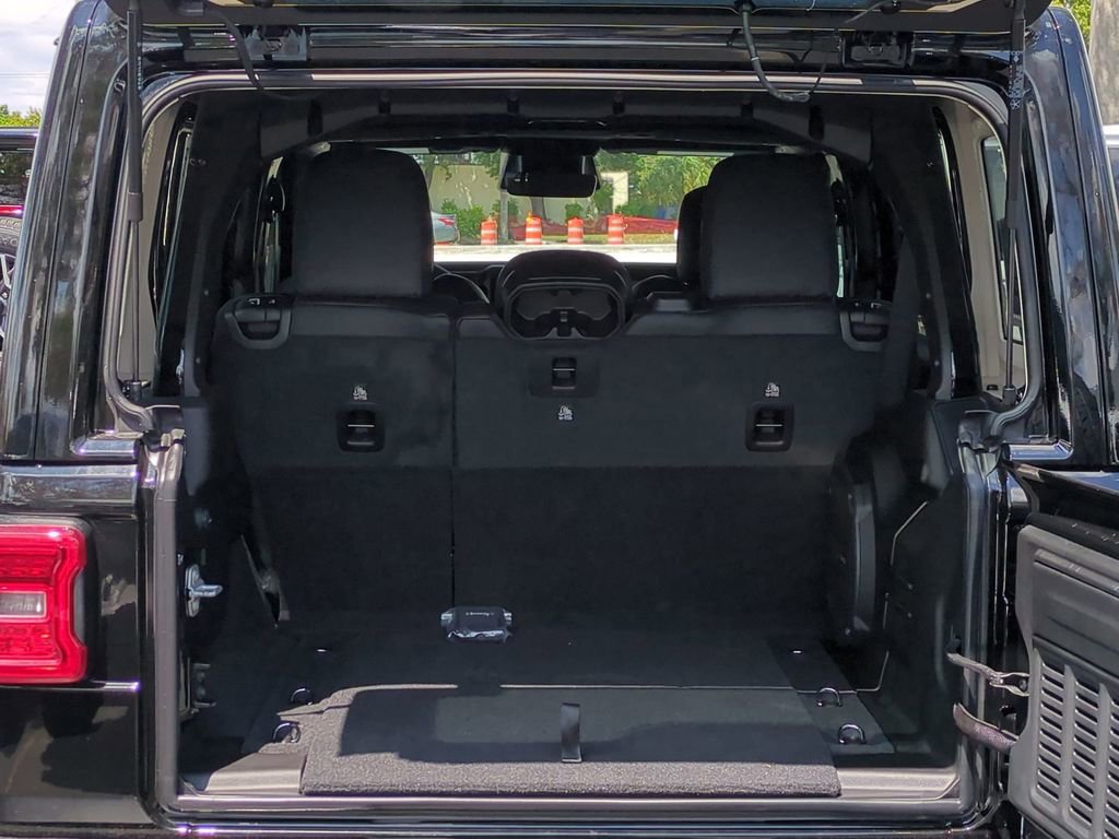 New 2025 Jeep Wrangler Sahara image 13
