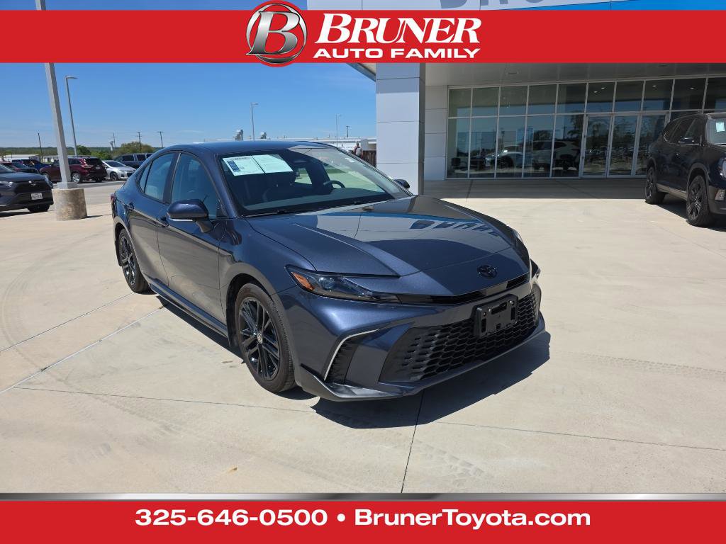 Certified 2026 Toyota Camry SE w/ Convenience Package