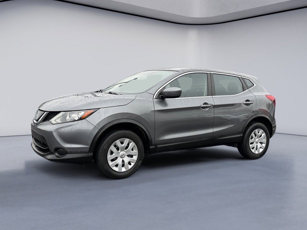 Used 2019 Nissan Rogue Sport S image 1