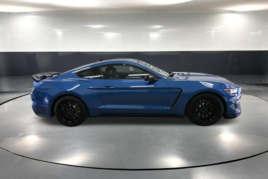 Used 2020 Ford Mustang Shelby GT350 w/ Technology Package RWD image 4