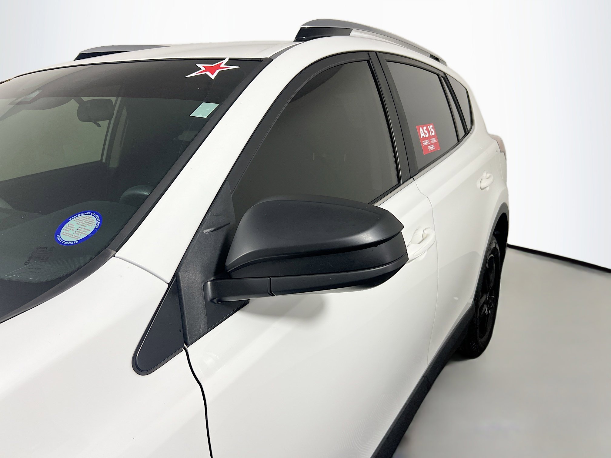 Used 2018 Toyota RAV4 LE image 12