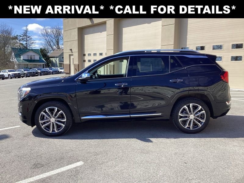 Used 2020 GMC Terrain Denali w/ Denali Premium Package image 5