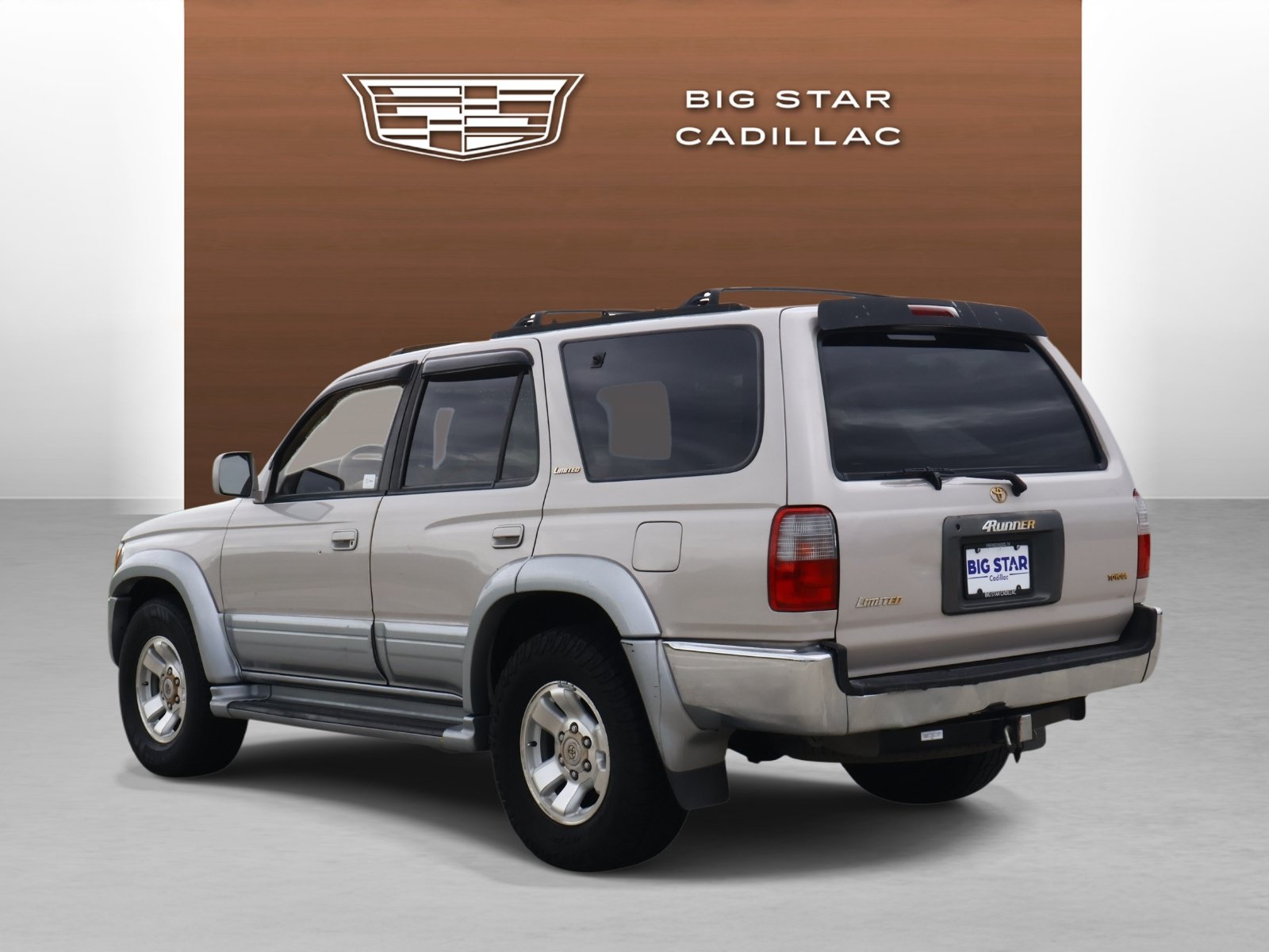 Used 1998 Toyota 4Runner Limited RWD image 3