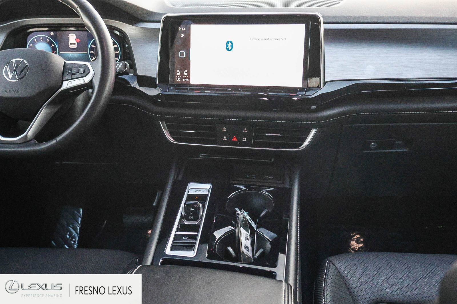 Used 2024 Volkswagen Atlas Cross Sport SE image 16