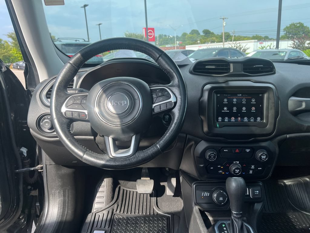 Used 2019 Jeep Renegade Latitude w/ Cold Weather Group AWD/4WD image 22