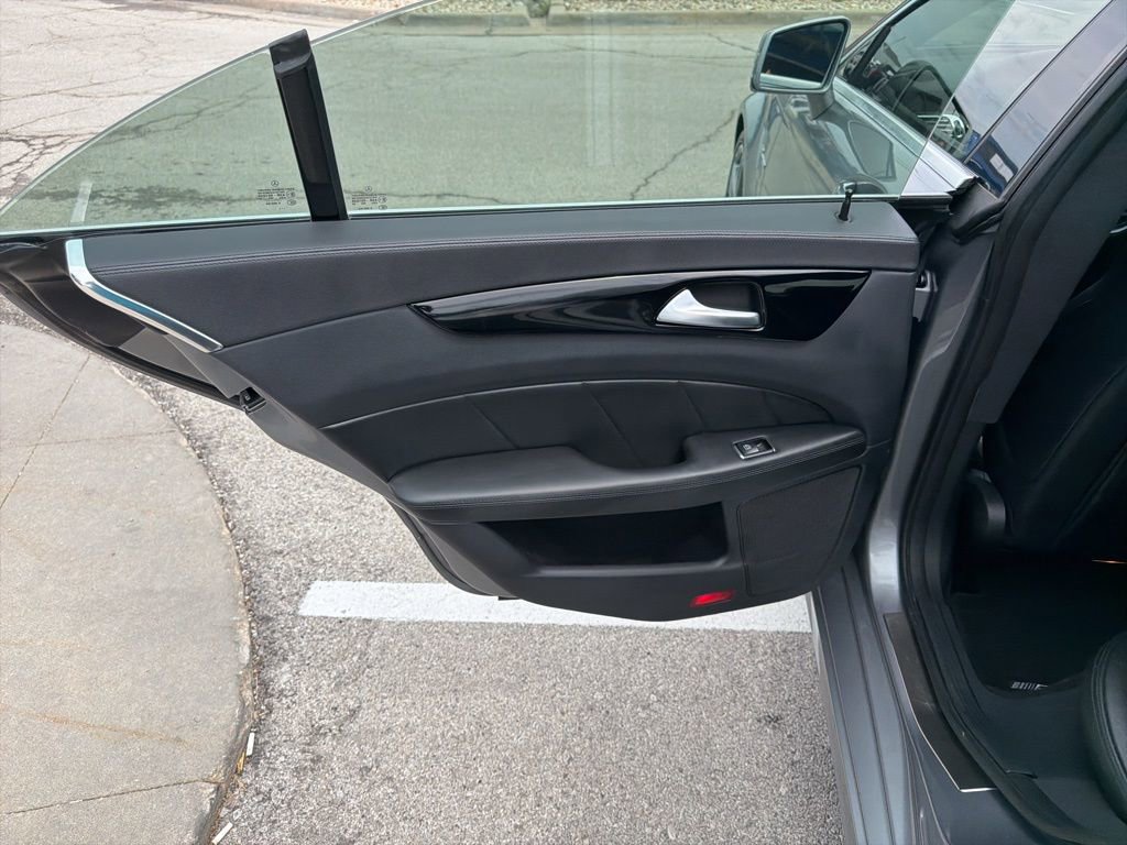 Used 2012 Mercedes-Benz CLS 63 AMG image 19