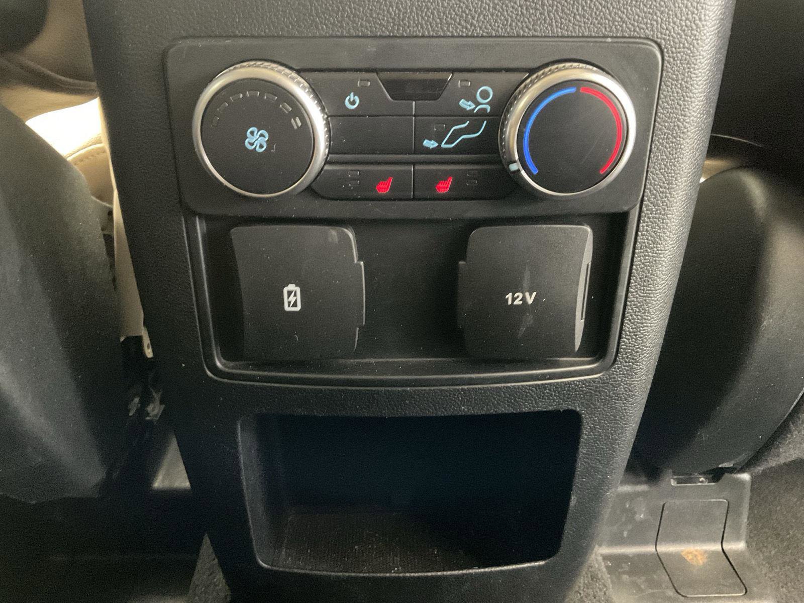 Used 2020 Ford Explorer XLT w/ Equipment Group 202A image 18