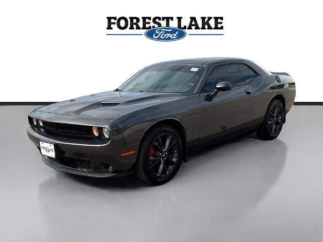 Used 2022 Dodge Challenger SXT w/ Driver Convenience Group image 3