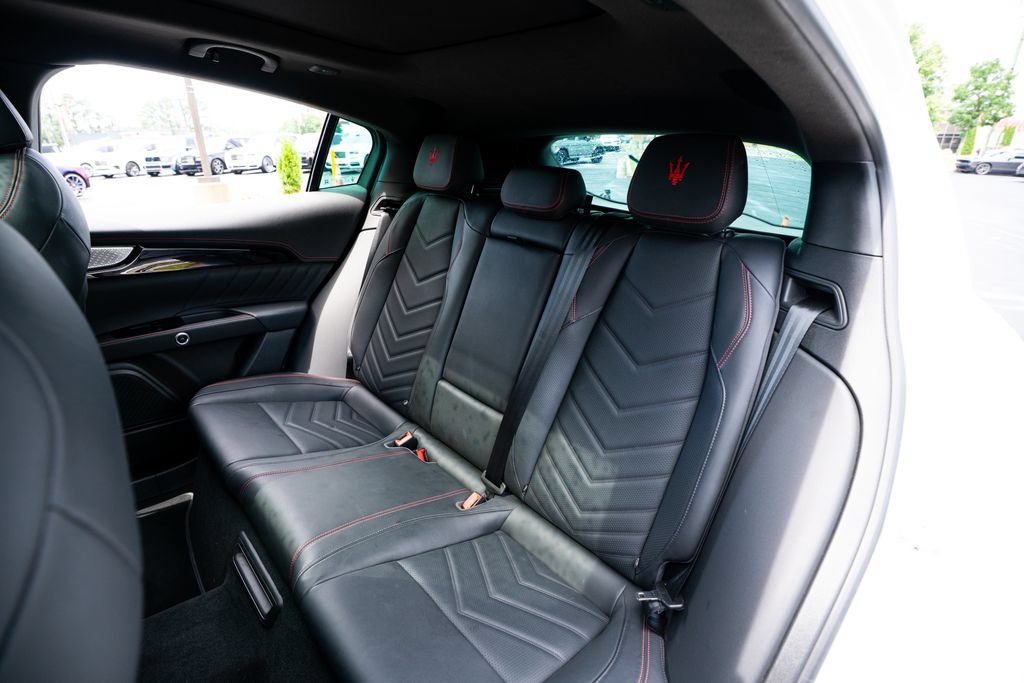 Used 2023 Maserati Grecale Modena AWD/4WD image 52