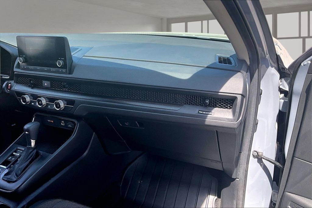 Used 2023 Honda CR-V LX image 24