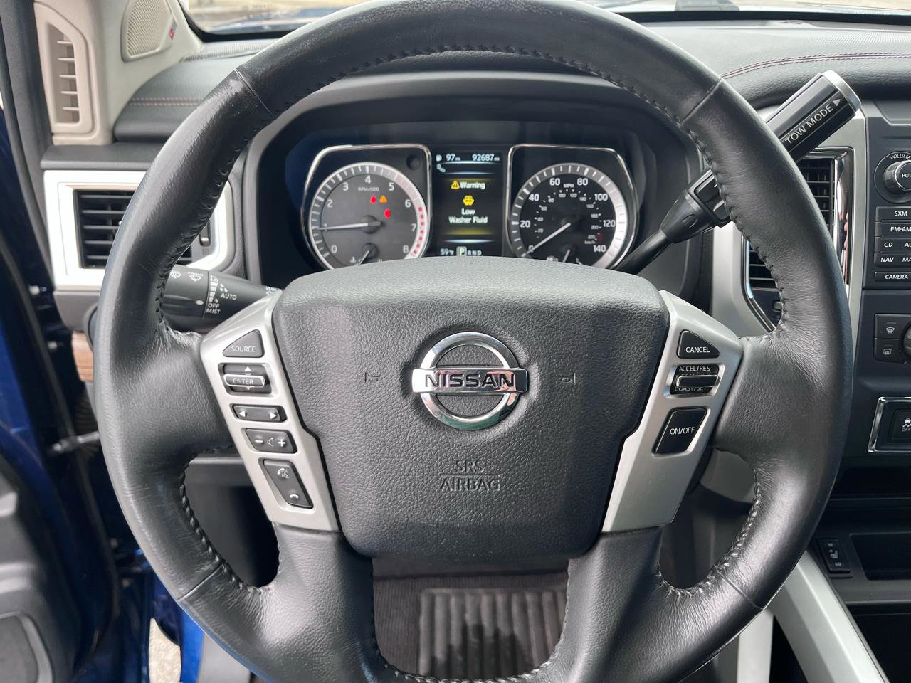 Used 2017 Nissan Titan SL image 26