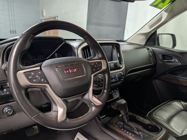 Certified 2021 GMC Canyon Denali image 16