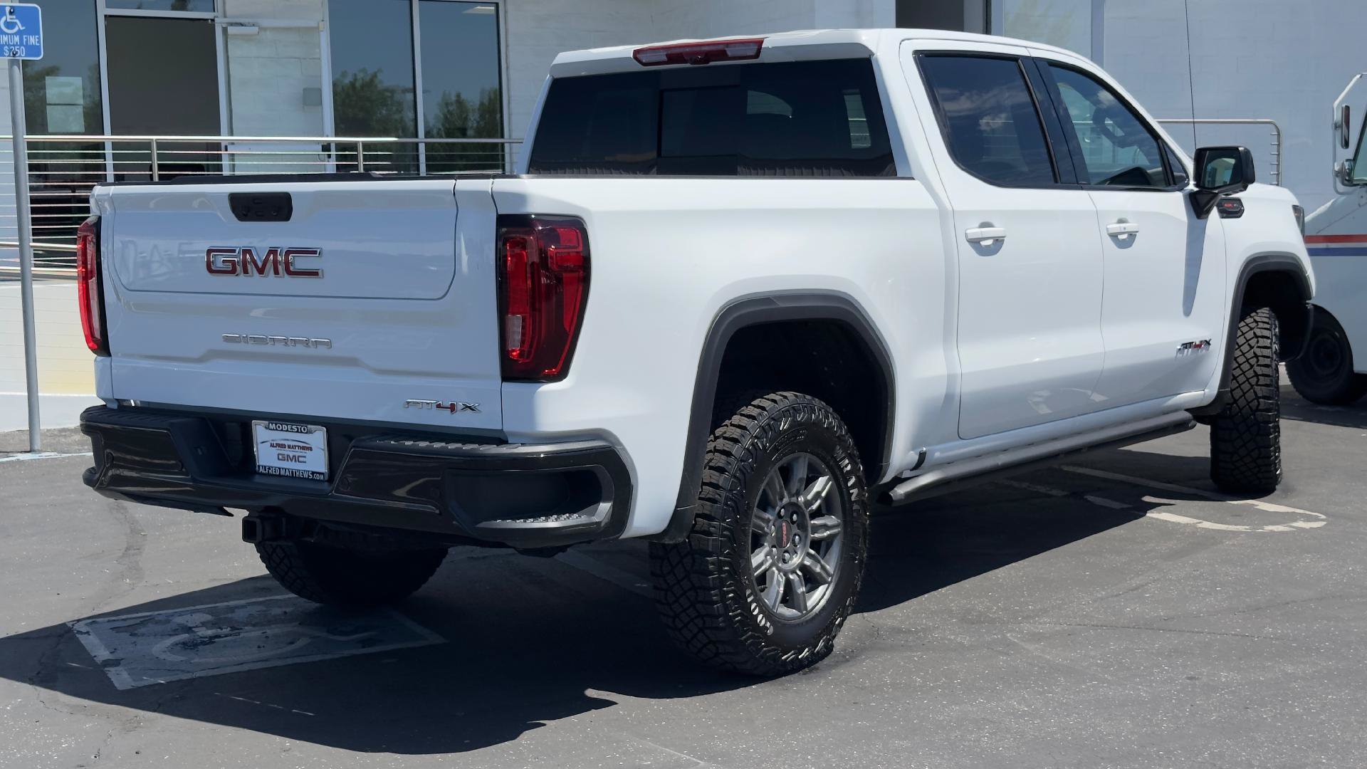 New 2026 GMC Sierra 1500 AT4X AWD/4WD image 5