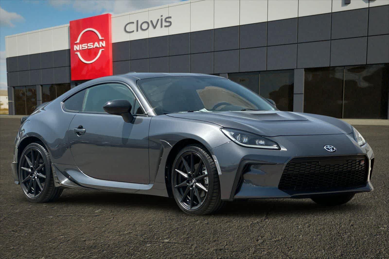 Used 2025 Toyota GR86 Premium RWD image 9