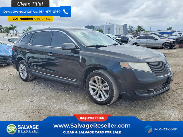 Used 2014 Lincoln MKT FWD image 5
