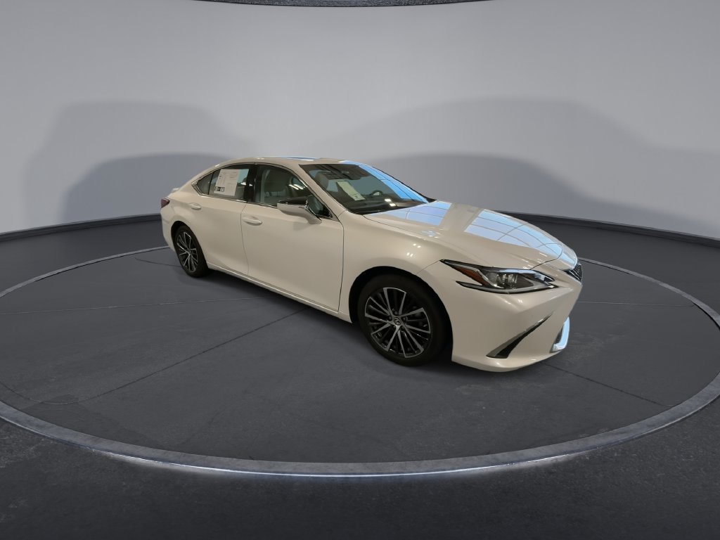 Used 2024 Lexus ES 300h w/ Premium Package FWD image 2