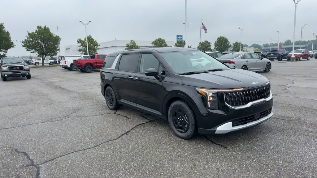 New 2025 Kia Carnival image 2