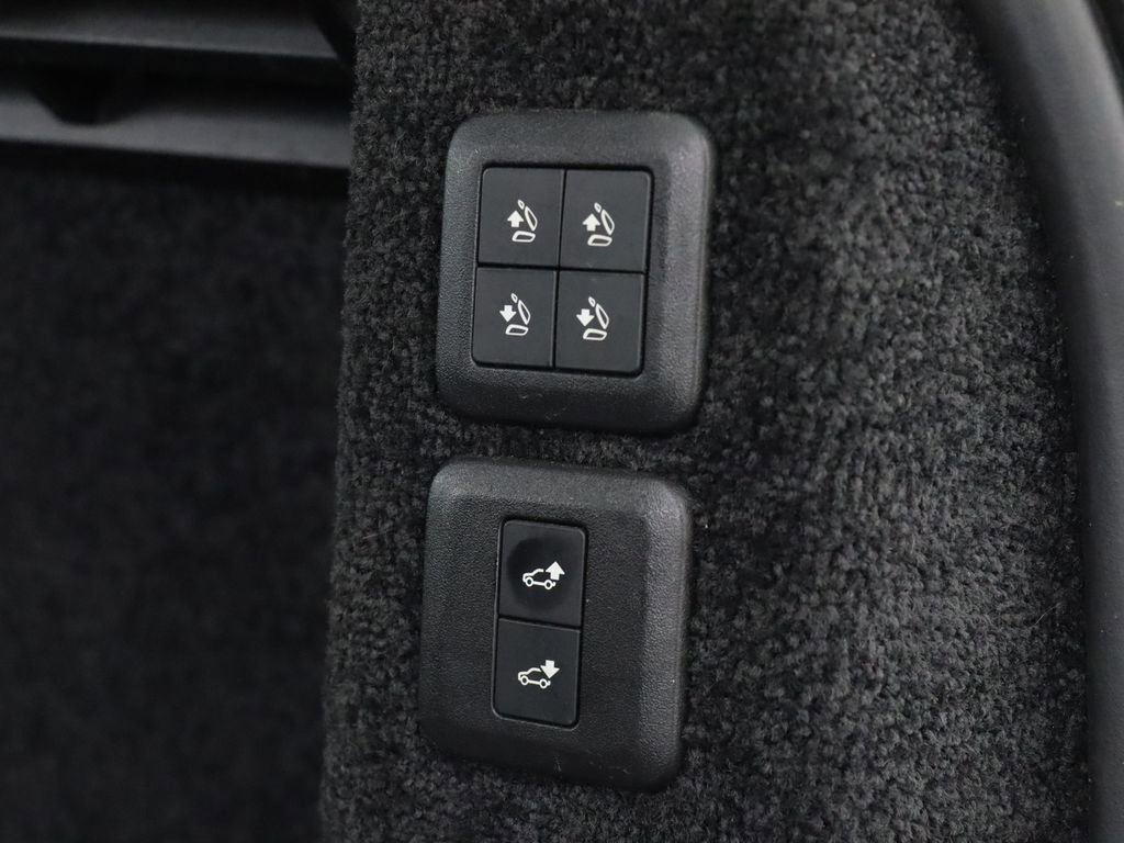Used 2019 Land Rover Range Rover Long Wheelbase Supercharged image 40