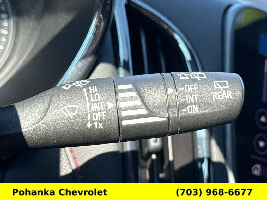 Certified 2022 Chevrolet Equinox RS w/ RS Leather Package AWD/4WD image 10