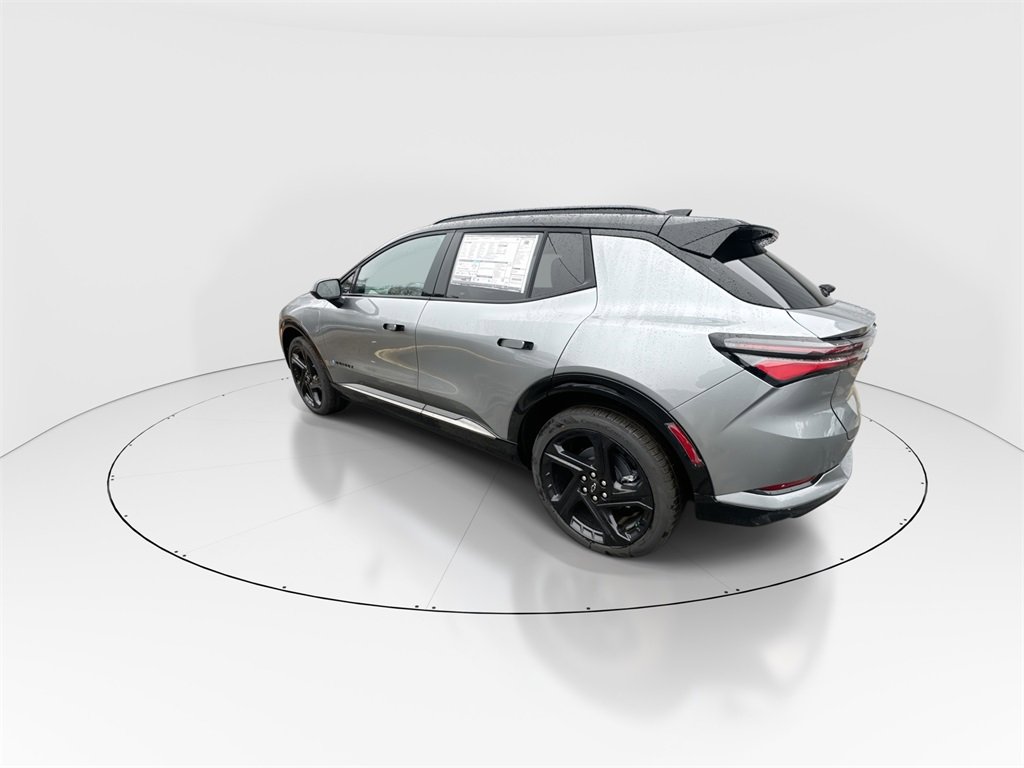 New 2026 Chevrolet Equinox EV RS image 6