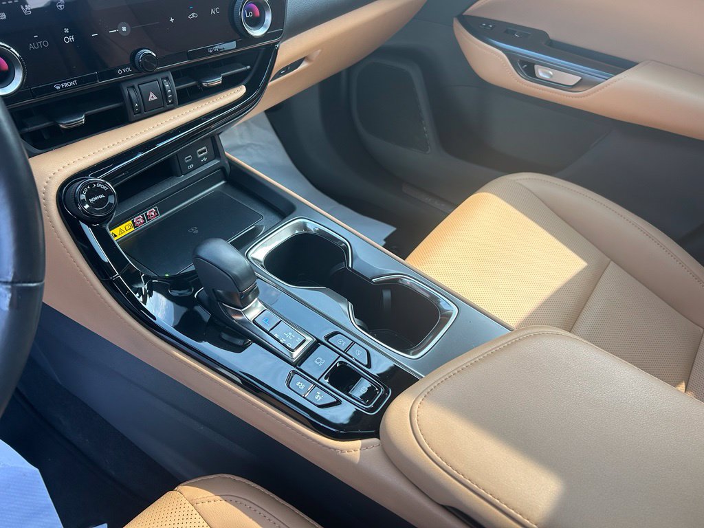 Used 2025 Lexus NX 350 AWD w/ Accessory Package (2T) image 13