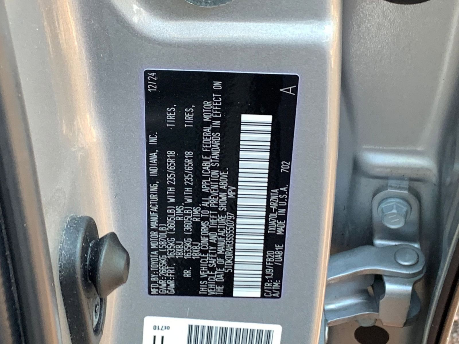 Used 2025 Toyota Highlander LE image 10