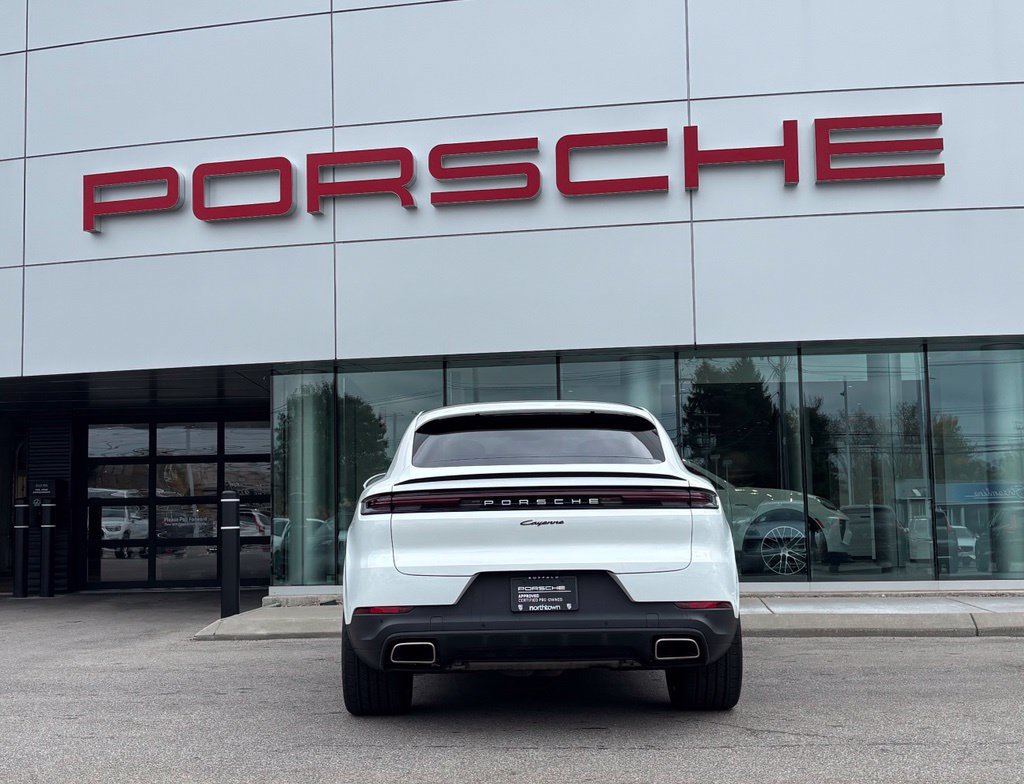 Certified 2026 Porsche Cayenne Coupe AWD/4WD image 10