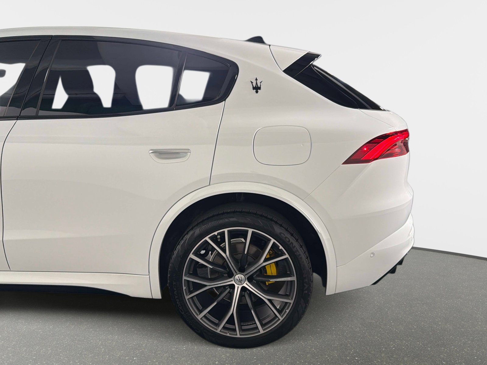 Used 2023 Maserati Grecale Modena image 16