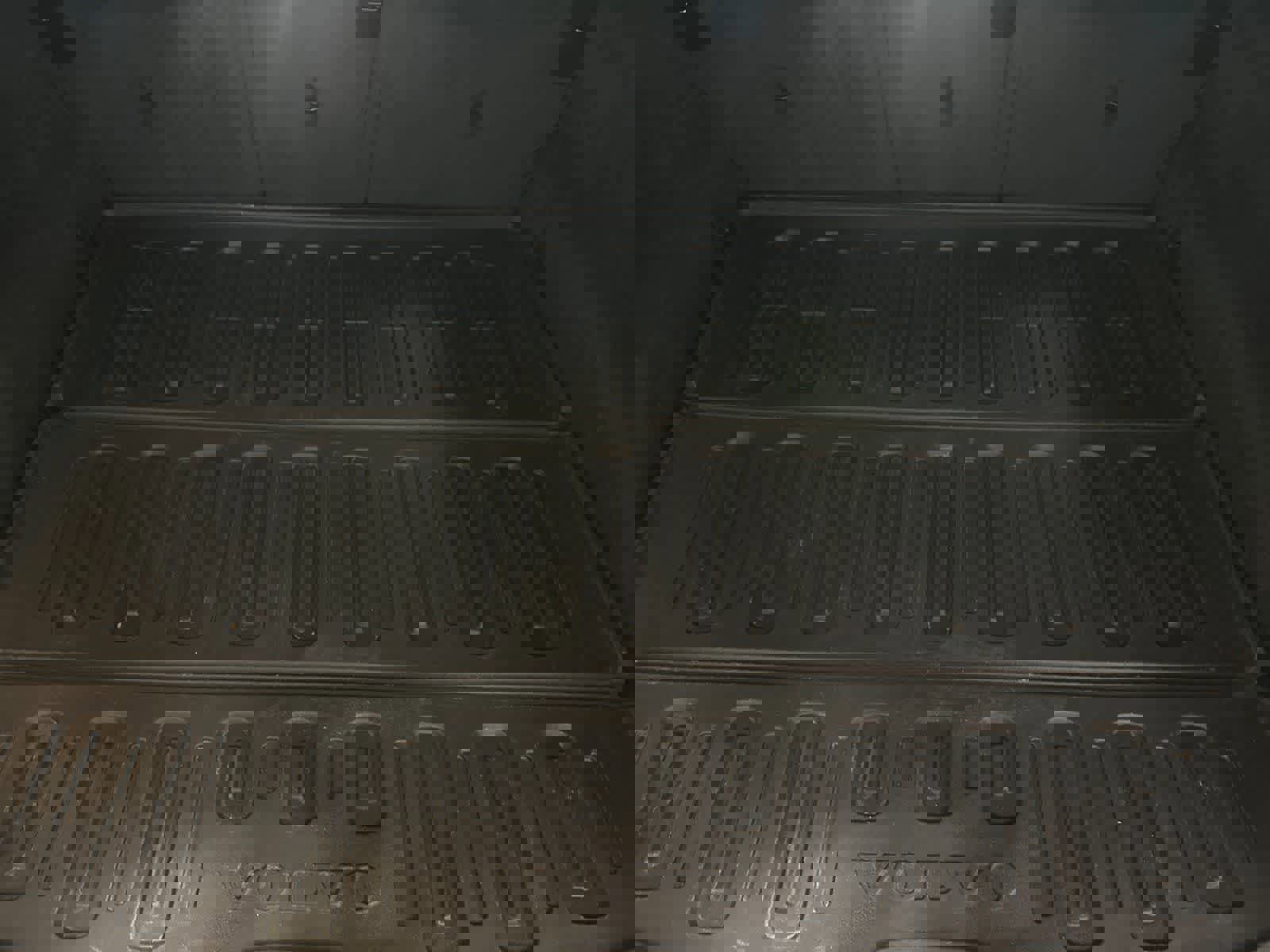 Used 2015 Volvo XC60 T6 Platinum image 16