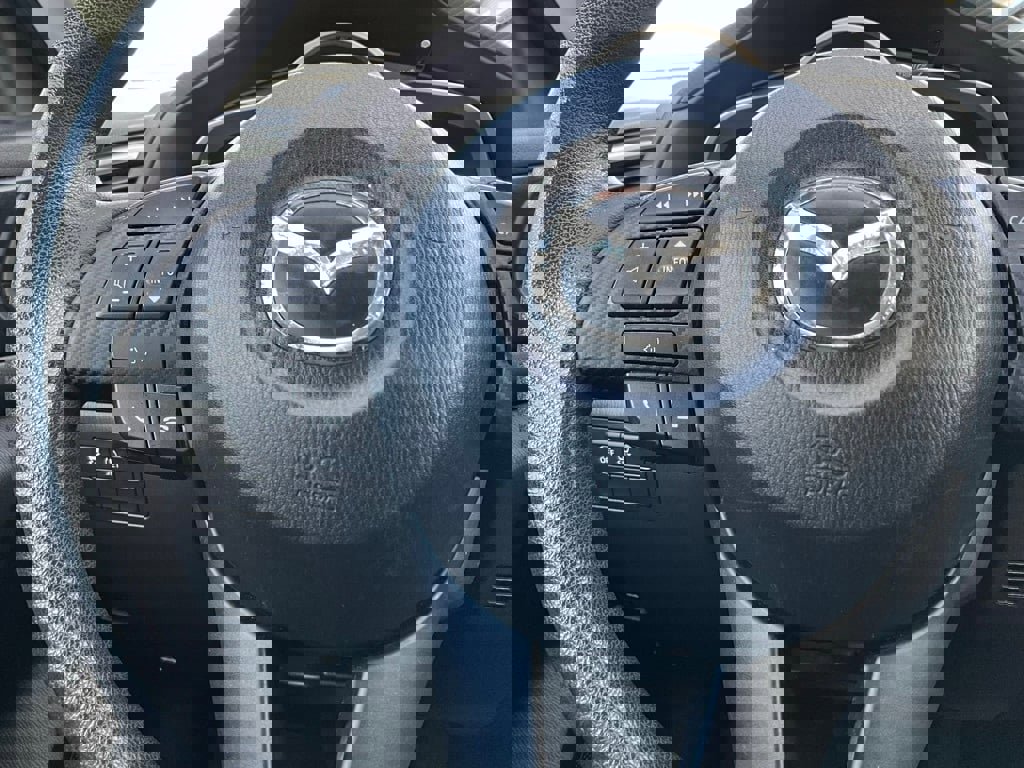 Used 2014 MAZDA MAZDA3 i Sport image 21