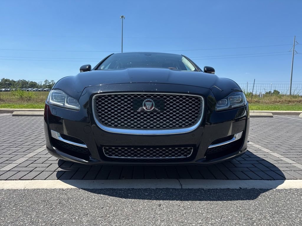 Used 2017 Jaguar XJ L Portfolio AWD/4WD image 5