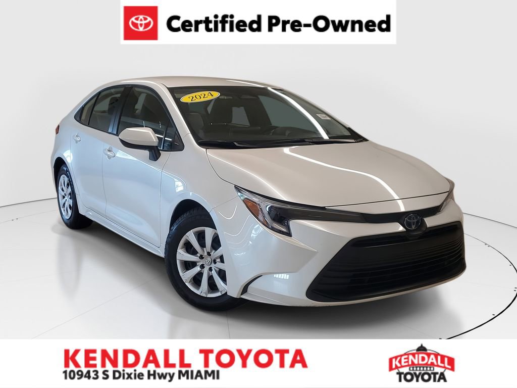 Certified 2024 Toyota Corolla LE image 1