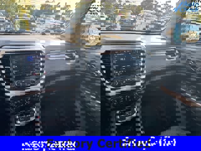 Certified 2023 GMC Acadia SLE w/ Driver Convenience Package image 15