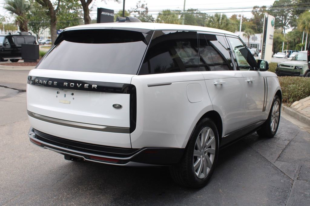 Certified 2023 Land Rover Range Rover SE AWD/4WD image 4
