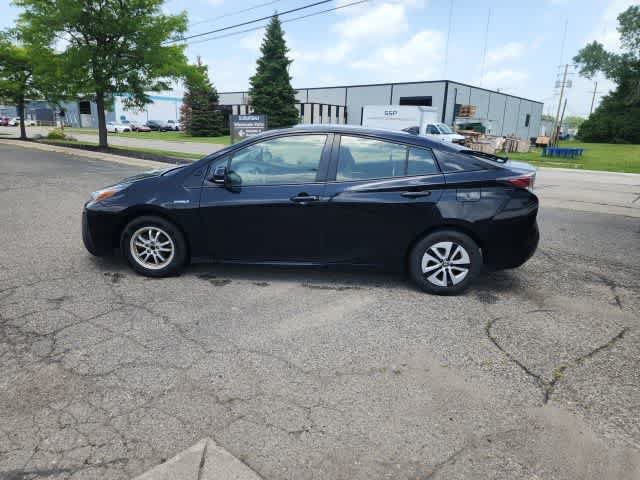 Used 2016 Toyota Prius Three FWD image 4