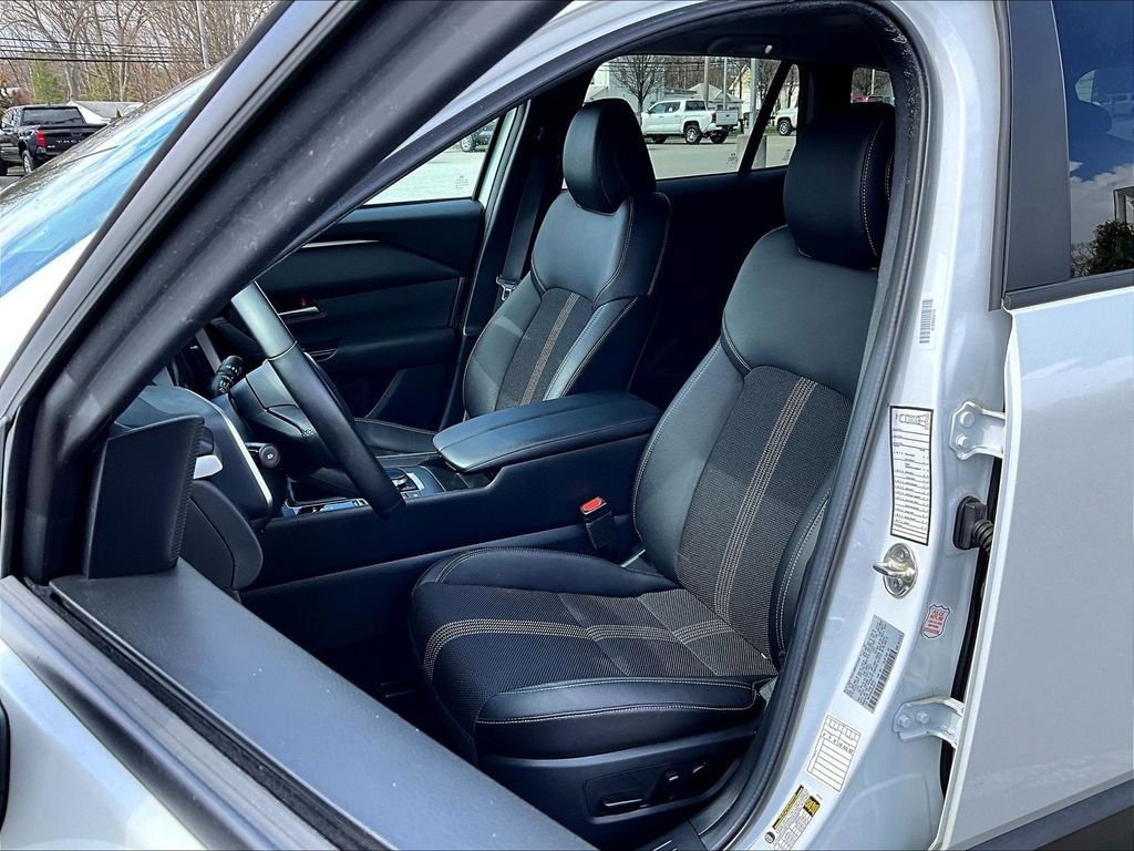 Used 2025 MAZDA CX-50 AWD 2.5 S w/ Premium Package image 10