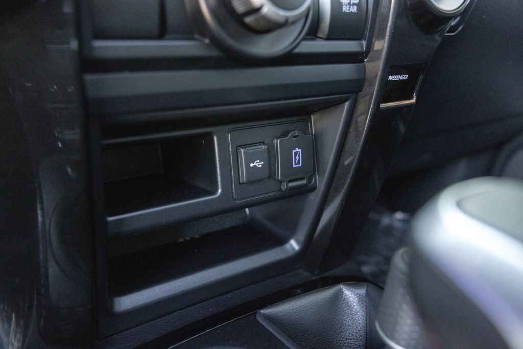Used 2024 Toyota 4Runner TRD Off-Road Premium w/ Moonroof Package AWD/4WD image 22