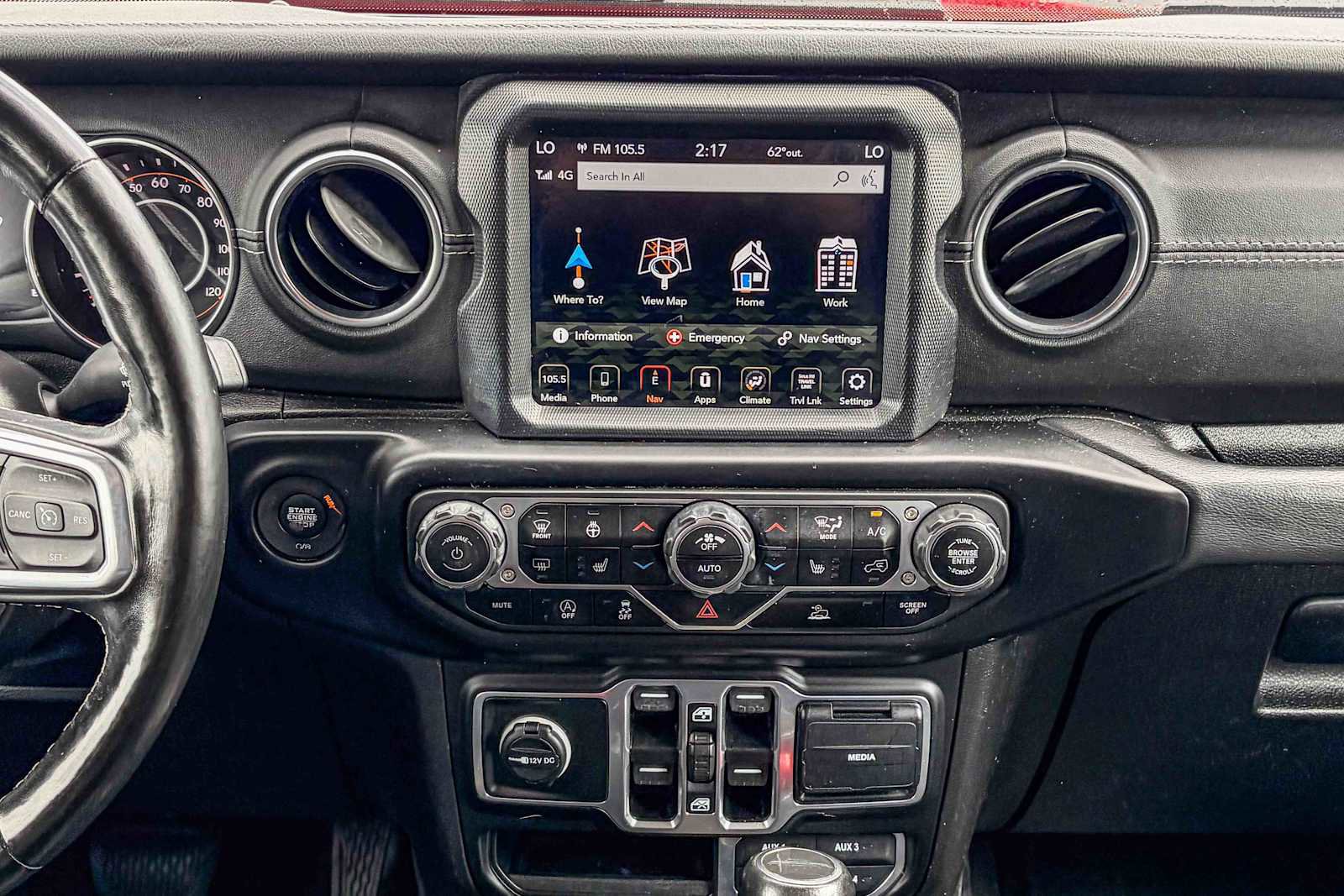 Used 2020 Jeep Gladiator Overland image 12