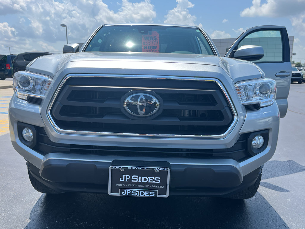 Used 2022 Toyota Tacoma SR5 AWD/4WD image 47