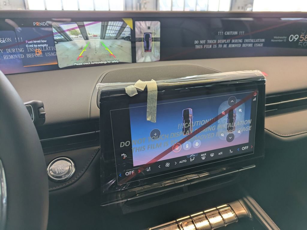 New 2026 Lincoln Nautilus Premier w/ Jet Appearance Package AWD/4WD image 14