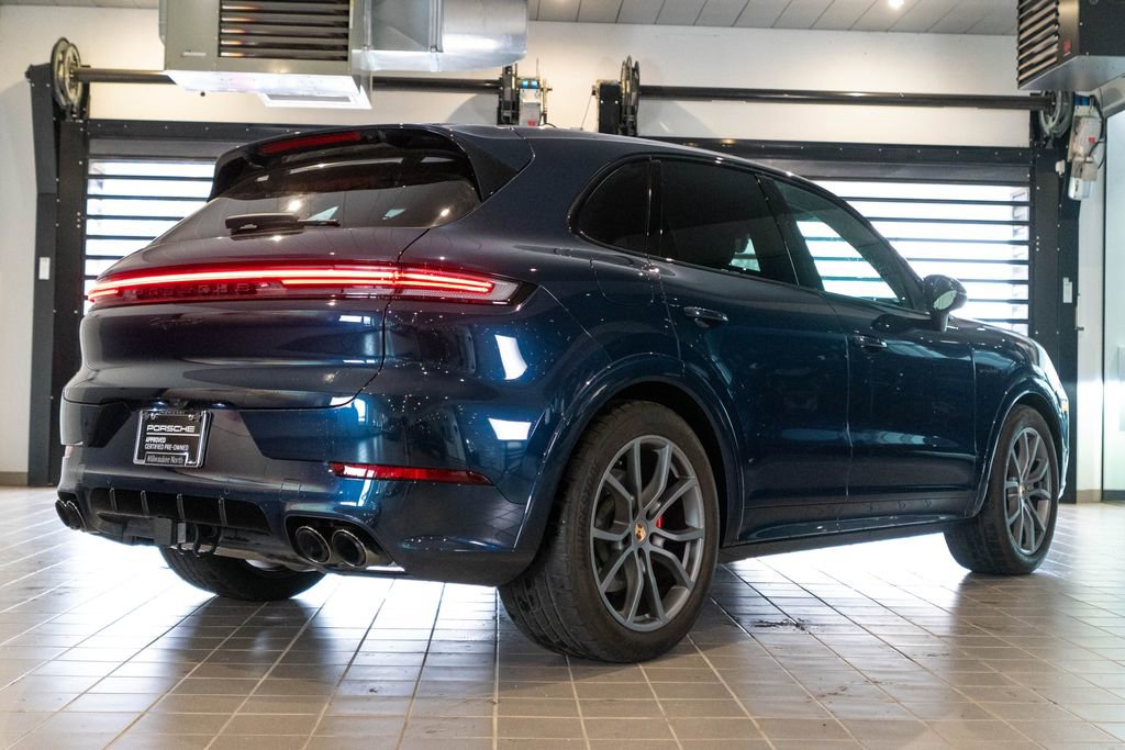 Certified 2025 Porsche Cayenne S image 10