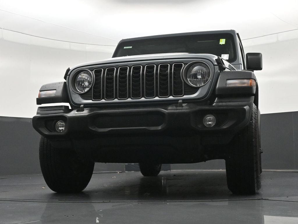 Used 2026 Jeep Wrangler Unlimited Sport AWD/4WD image 31