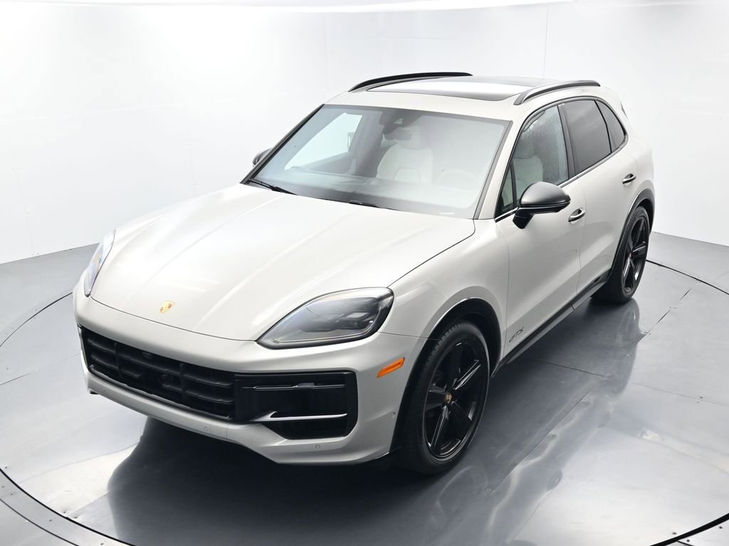 Certified 2026 Porsche Cayenne GTS image 33