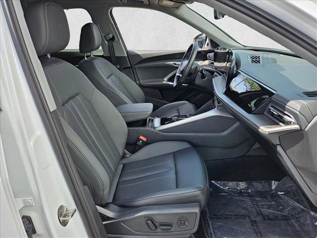 Certified 2025 Audi Q5 Premium w/ Convenience Package AWD/4WD image 15
